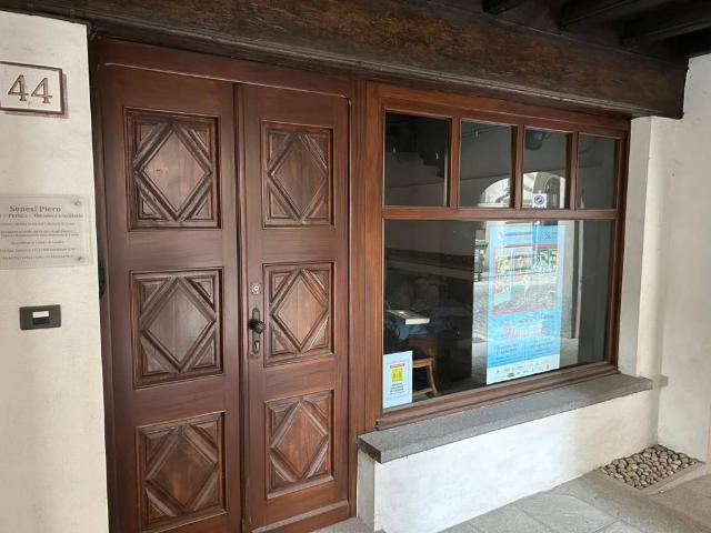 Locale Commerciale in affitto a Piemonte, Cuneo