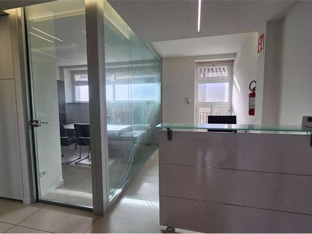 Locale Commerciale in affitto a Piemonte, Cuneo