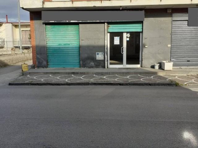 Locale Commerciale in affitto a Scafati, Campania