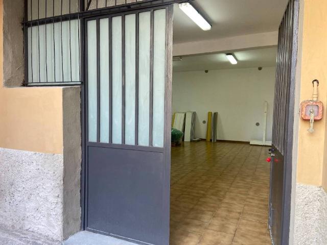 Locale Commerciale in affitto a San Giusto, Scandicci