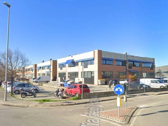 Locale Commerciale in affitto a San Colombano, Scandicci