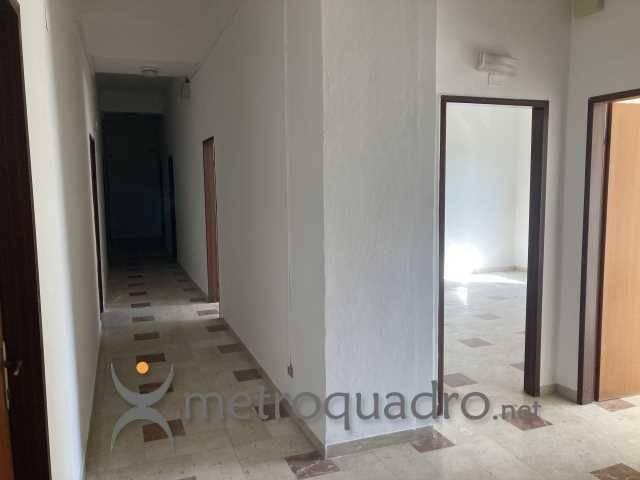 Locale Commerciale in affitto a Perriera, Sciacca