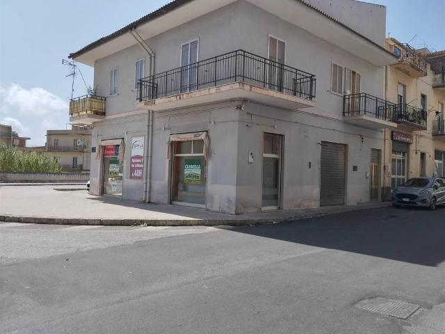 Locale Commerciale in affitto a Cava D'aliga, Sicilia