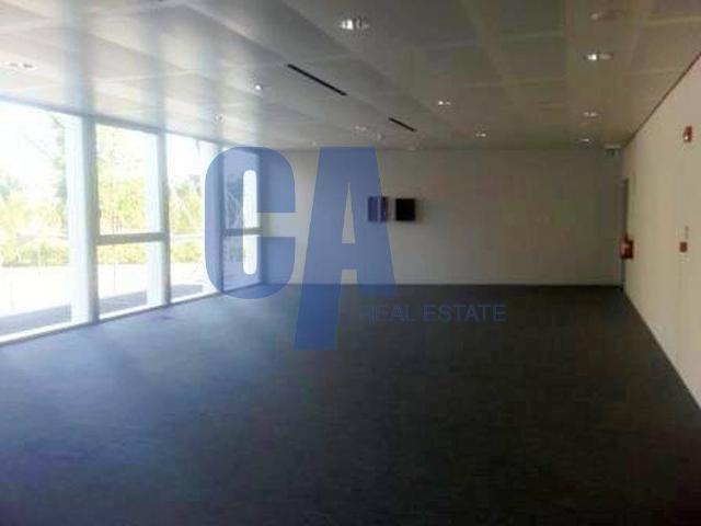 Locale Commerciale in affitto a San Felice, Segrate