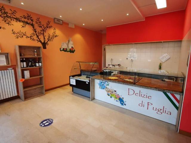 Locale Commerciale in affitto a Selvazzano Dentro, Veneto