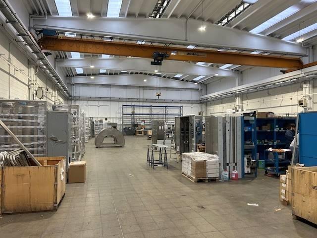 Locale Commerciale in affitto a Senago, Lazzaretto