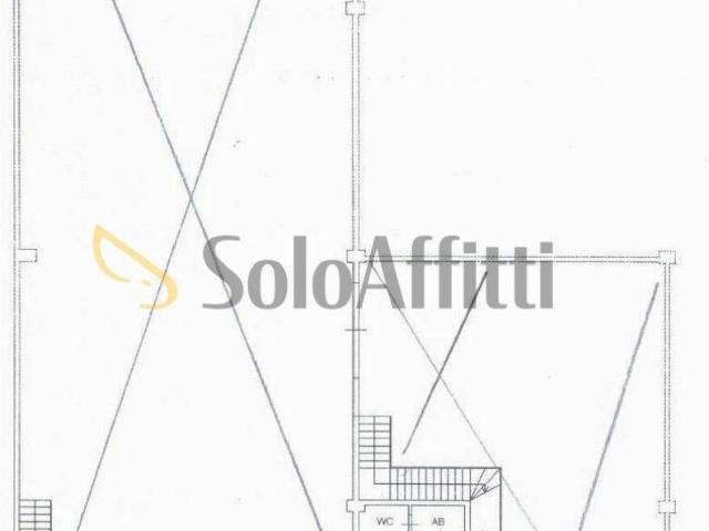 Locale Commerciale in affitto a Marche, Ancona