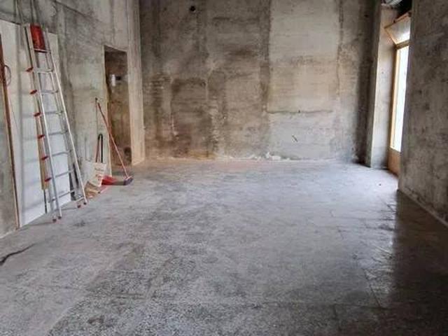 Locale Commerciale in affitto a San Rocco, Seregno