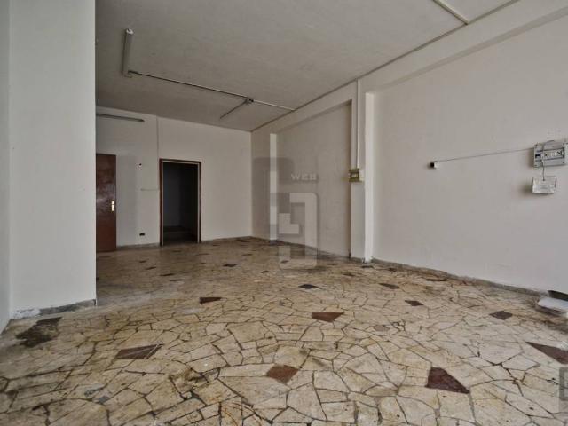 Locale Commerciale in affitto a Padule, Sesto Fiorentino