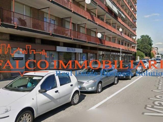 Locale Commerciale in affitto a Zona Omogenea Milano Nord, Sesto San Giovanni