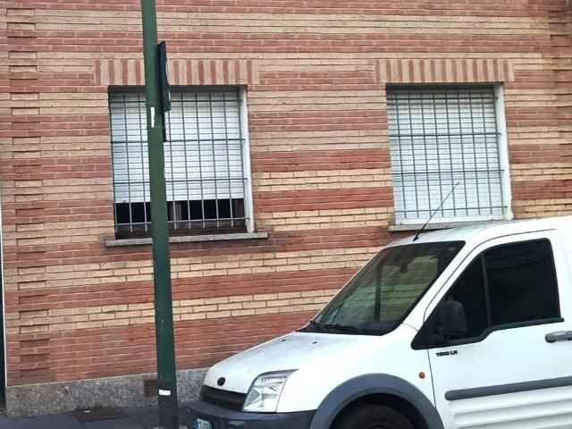 Locale Commerciale in affitto a Zona Omogenea Milano Nord, Sesto San Giovanni