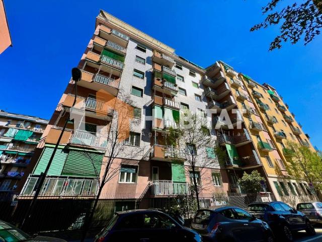 Locale Commerciale in affitto a Zona Omogenea Milano Nord, Sesto San Giovanni