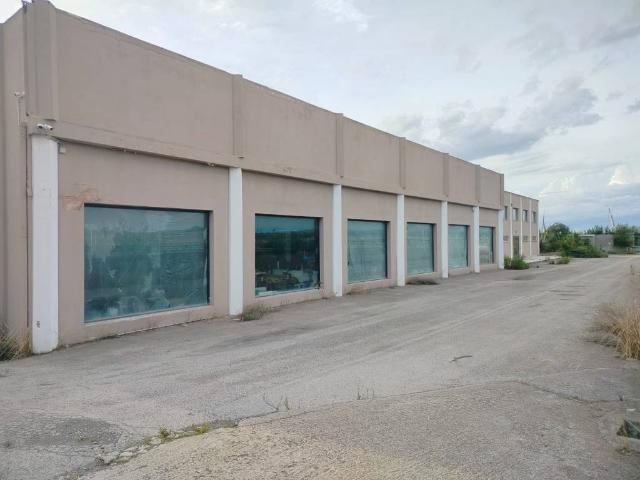 Locale Commerciale in vendita a Sestu, Sardigna/Sardegna