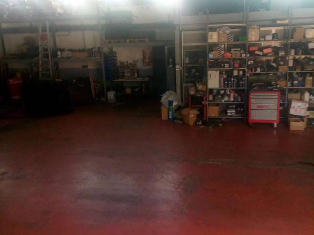 Locale Commerciale in affitto a Settala, Lombardia