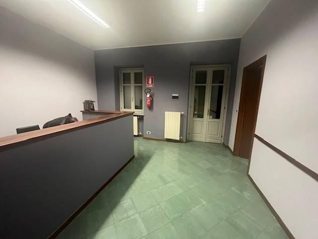Locale Commerciale in affitto a Piemonte, Torino
