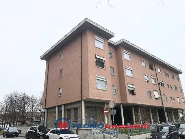 Locale Commerciale in affitto a Piemonte, Torino