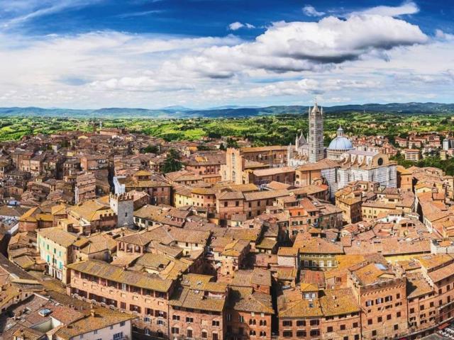 Locale Commerciale in affitto a Contrada della Lupa, Siena