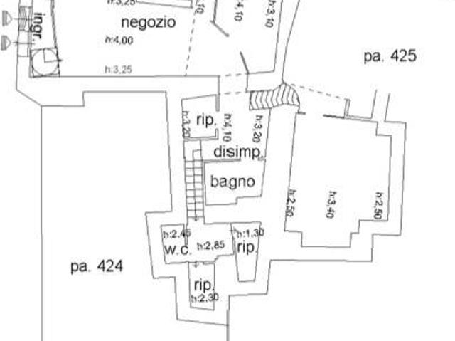 Locale Commerciale in affitto a Contrada della Civetta, Siena