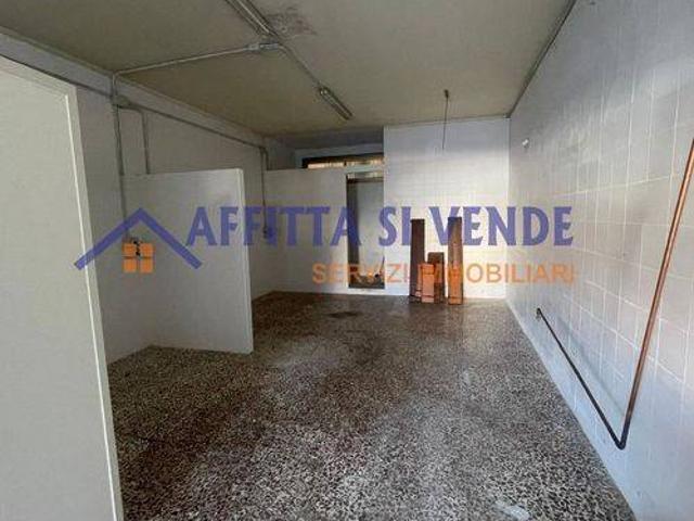 Locale Commerciale in affitto a Siracusa, Sicilia