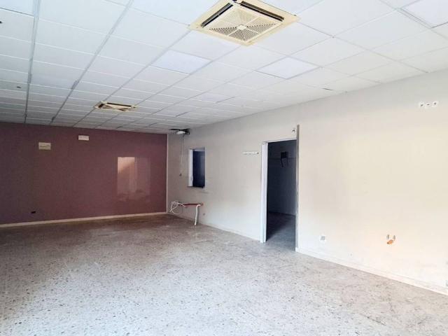 Locale Commerciale in affitto a Tiche, Siracusa