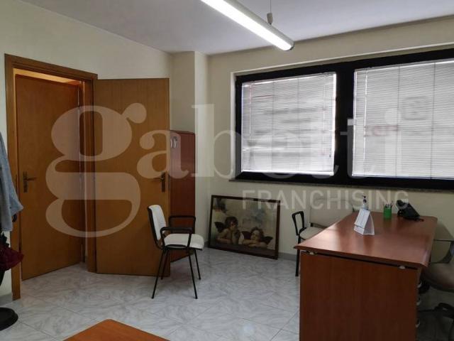 Locale Commerciale in affitto a Neapolis, Siracusa