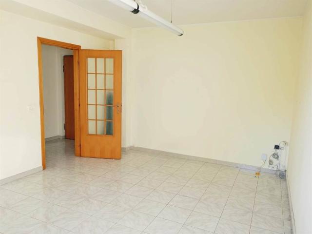 Locale Commerciale in affitto a Neapolis, Siracusa