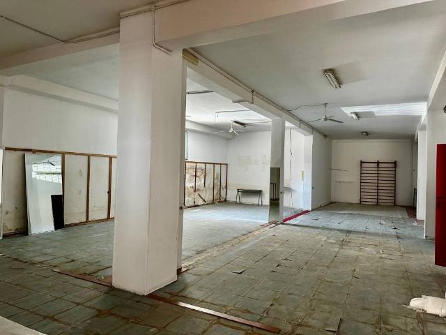 Locale Commerciale in affitto a Tiche, Siracusa