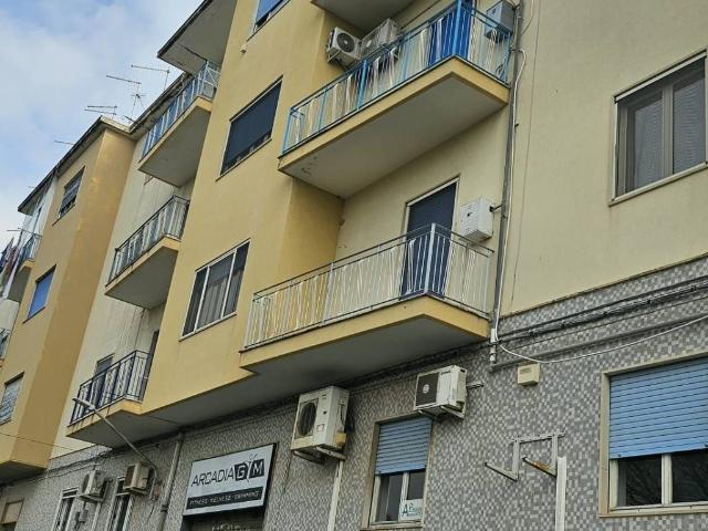 Locale Commerciale in affitto a Neapolis, Siracusa