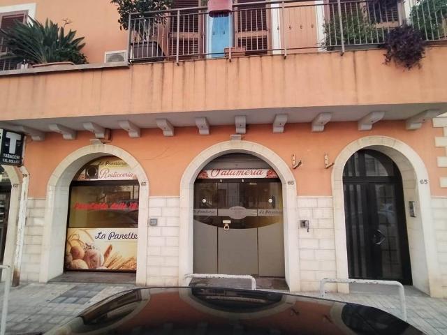 Locale Commerciale in affitto a Santa Lucia, Siracusa