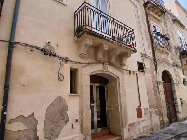 Locale Commerciale in affitto a Ortigia, Siracusa