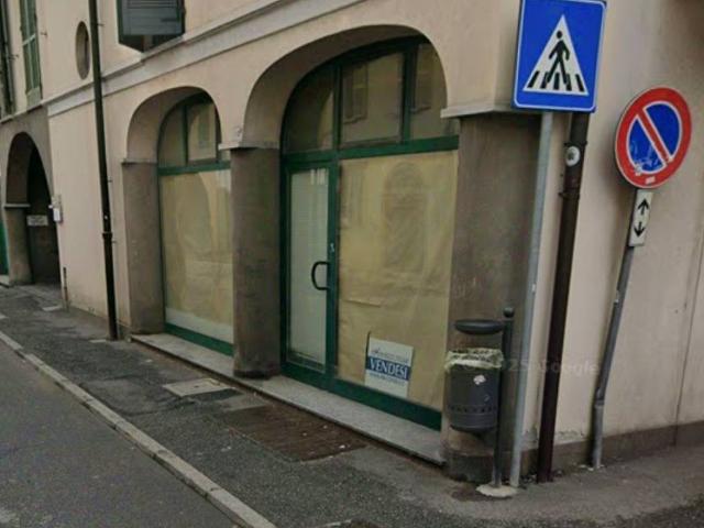 Locale Commerciale in affitto a Siziano, Lombardia