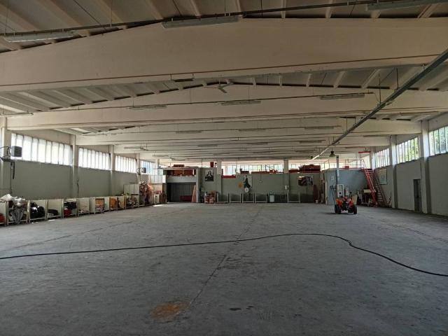 Locale Commerciale in affitto a Unione delle Terre d'Argine, Soliera