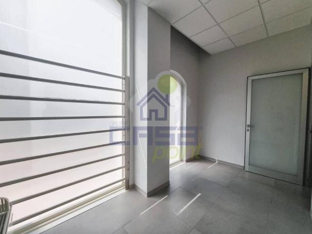 Locale Commerciale in affitto a Somaglia, Lombardia