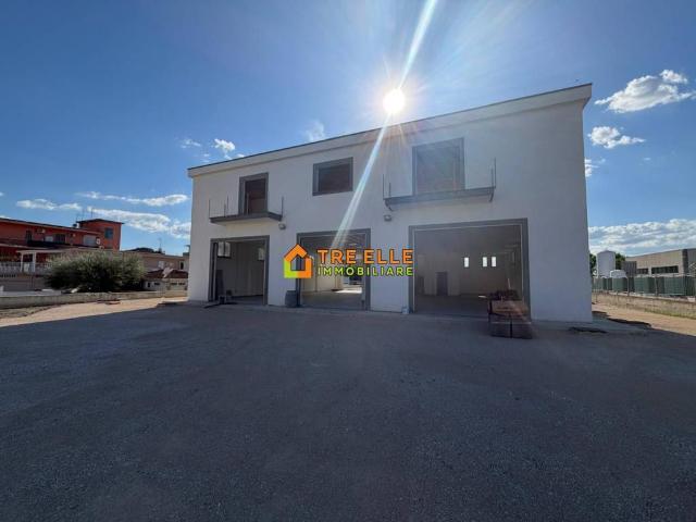 Locale Commerciale in affitto a Borgo Casamale, Somma Vesuviana