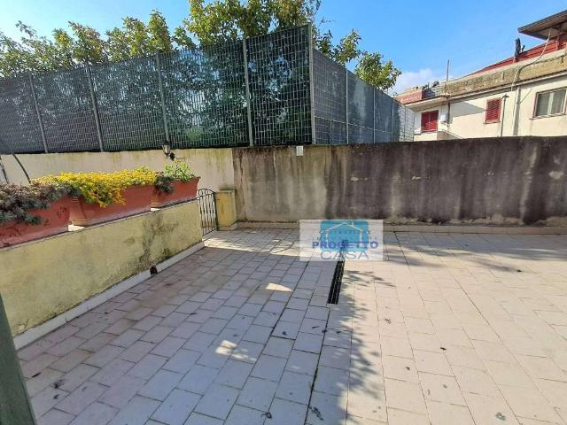 Locale Commerciale in affitto a Borgo Casamale, Somma Vesuviana
