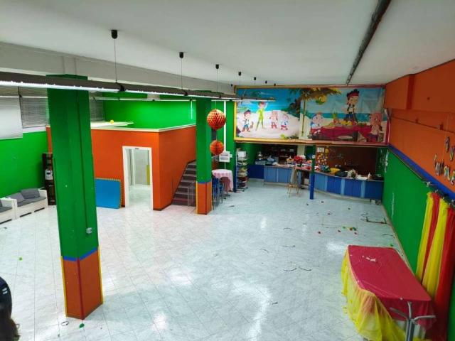 Locale Commerciale in vendita a Borgo Casamale, Somma Vesuviana
