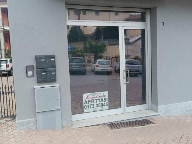 Locale Commerciale in affitto a Piemonte, Cuneo