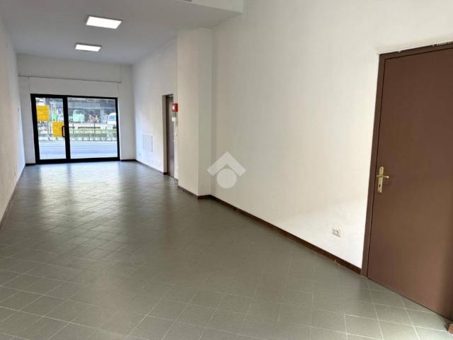 Locale Commerciale in affitto a Colda, Sondrio