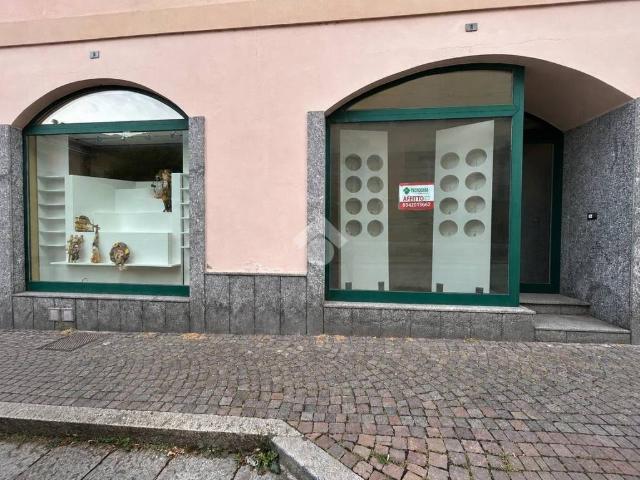 Locale Commerciale in affitto a Colda, Sondrio