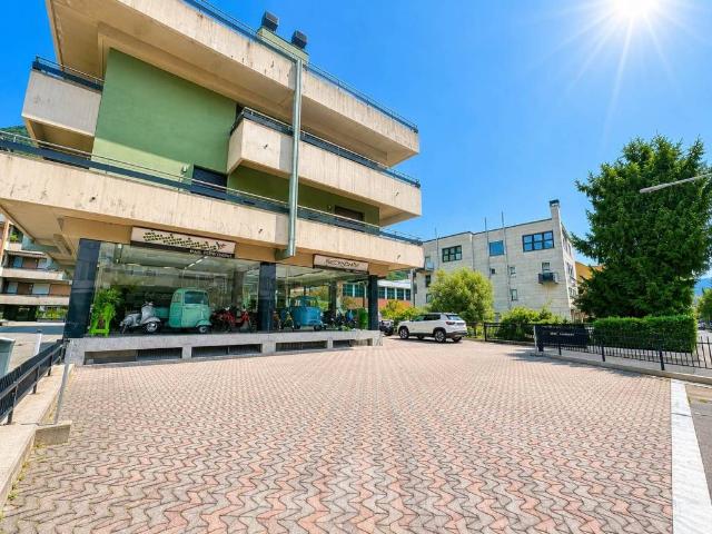 Locale Commerciale in affitto a Colda, Sondrio