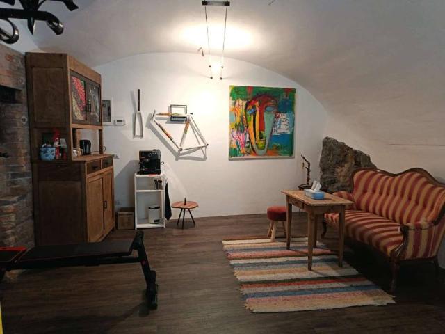 Locale Commerciale in affitto a Campoledro, Sondrio