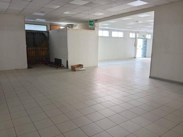 Locale Commerciale in affitto a Sorbolo Mezzani, Sorbolo