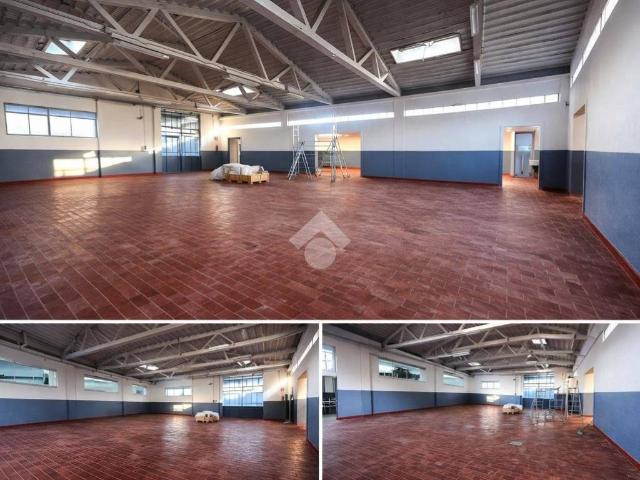 Locale Commerciale in affitto a Sovico, Lombardia