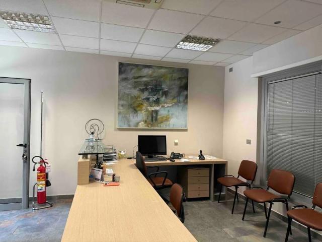 Locale Commerciale in affitto a Spello, Perugia