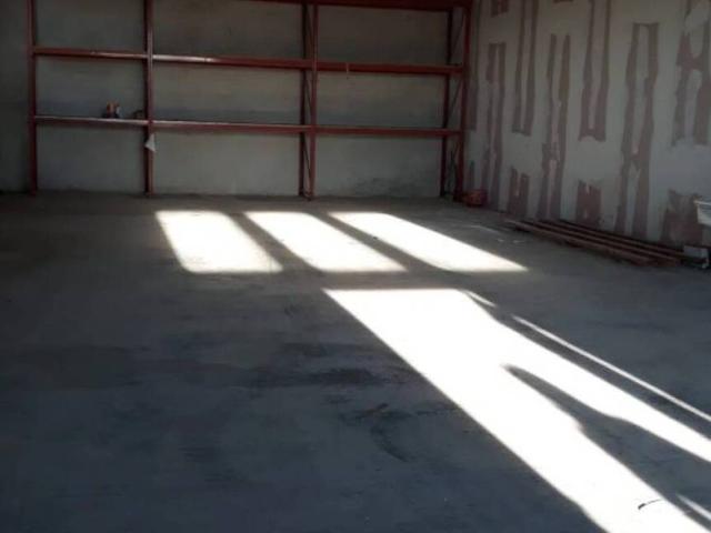 Locale Commerciale in affitto a Spoleto, Perugia