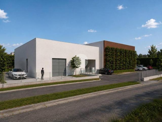 Locale Commerciale in affitto a Stezzano, Lombardia