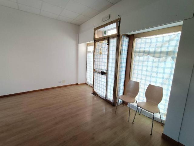 Locale Commerciale in vendita a Talmassons, Friuli-Venezia Giulia