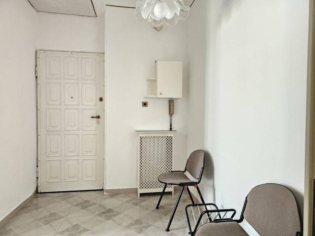 Locale Commerciale in affitto a Puglia, Taranto