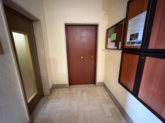 Locale Commerciale in affitto a Puglia, Taranto