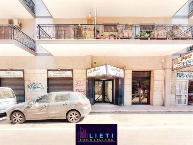 Locale Commerciale in affitto a Puglia, Taranto